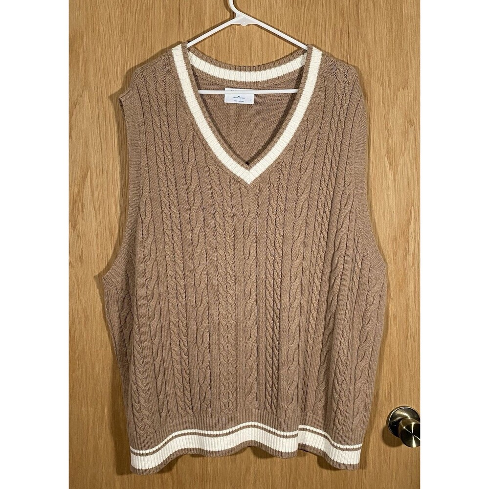 Old Navy Women's 4X Cable Knit Sweater Vest Neutral Preppy Academia Old Money